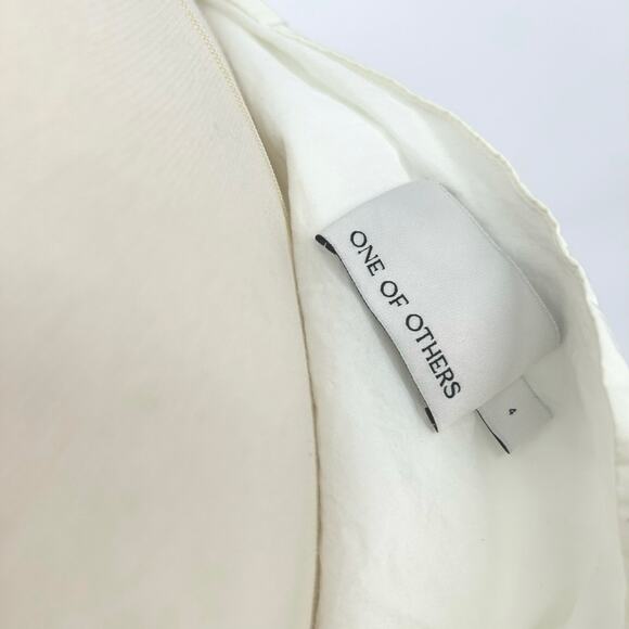 One Of Others Pallas Top – AU 4 / US 10 – Chic Off-Shoulder – Good Condition - Picture 7 of 8